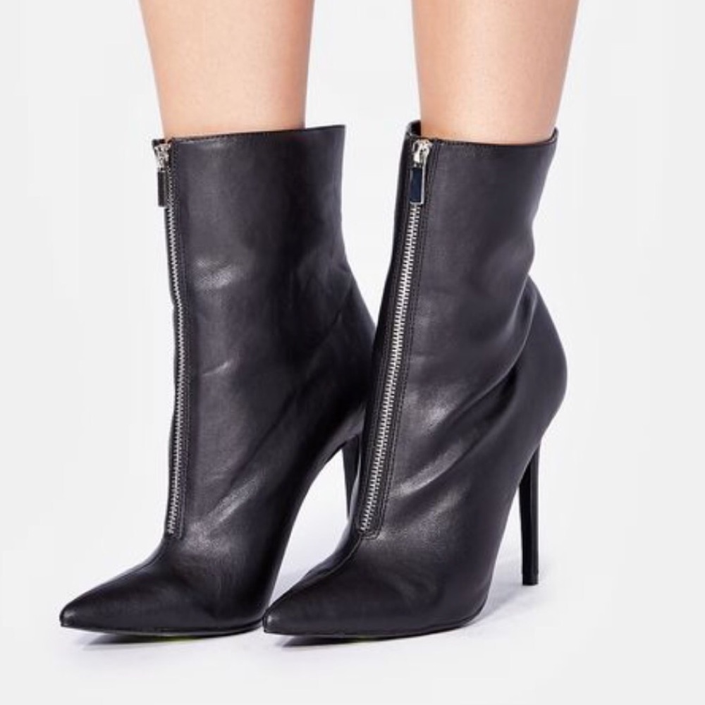 JustFab Ivy bootie 8.5
